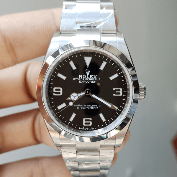 Explorer-m224270-0001