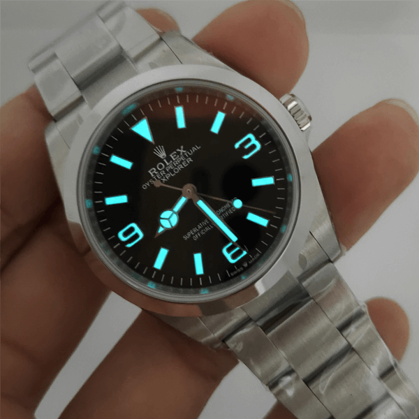 Explorer-m224270-0001