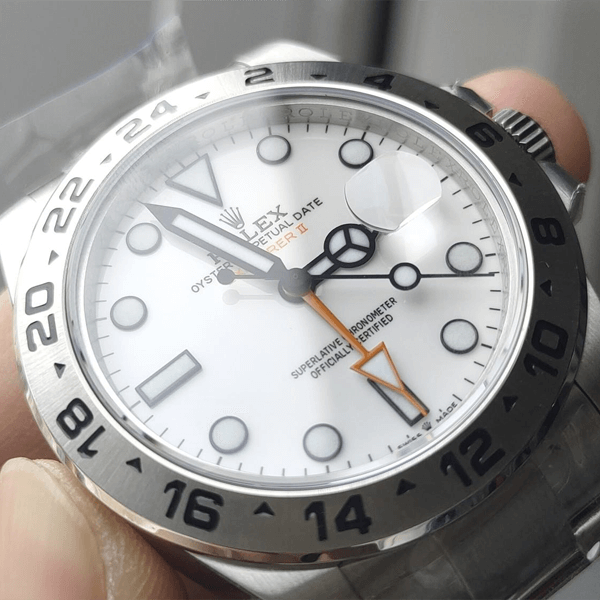 Explorer II - m226570-0001