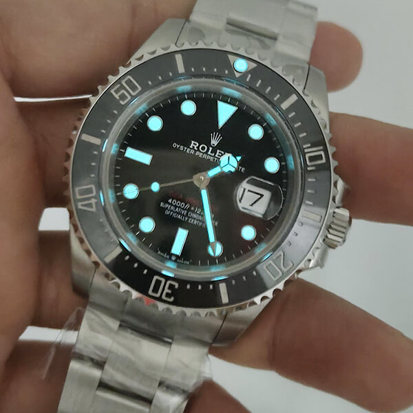 Sea-Dweller Watch - m126600-0002