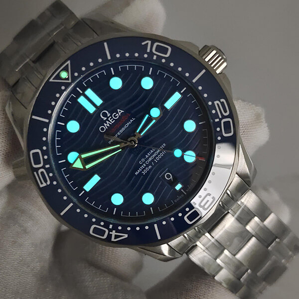 SEAMASTER - 210.30.42.20.03.001