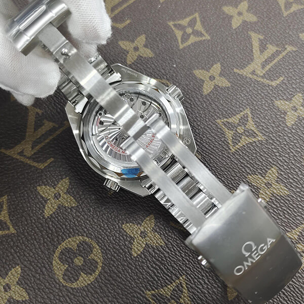 SEAMASTER - 215.30.44.21.01.002